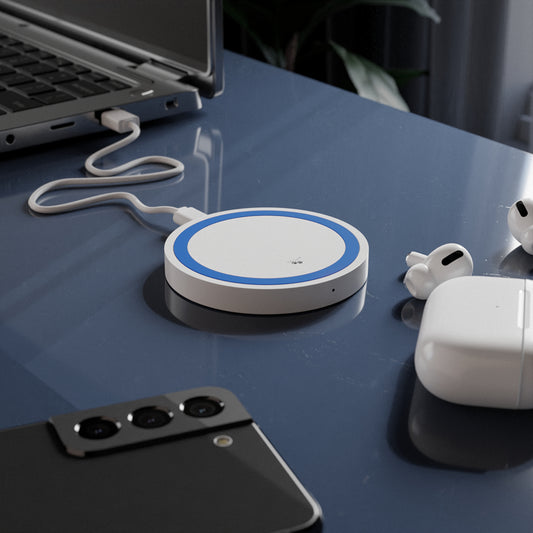 Quake Wireless Charging Pad in blue