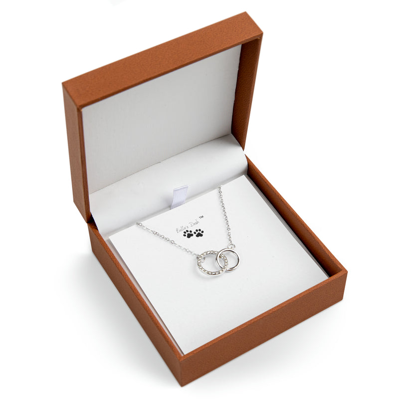 Interlocking Circles Necklace box